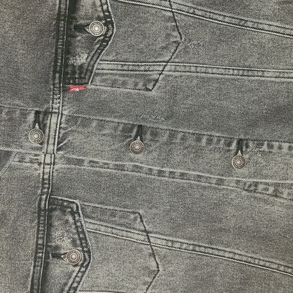 New Levi's lightly distressed Gray denim Jean jacket size XXL - Picture 5 of 7